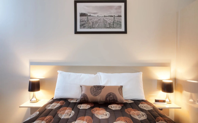 High Street Motor Inn