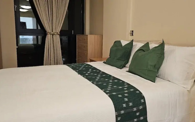 Modern & Lovely 2 Bed in London