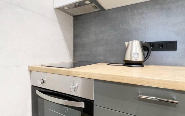 Lucky Room on Maloe Ponizovye street