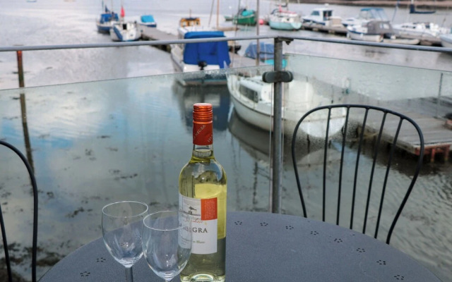 Spanish Boathouse