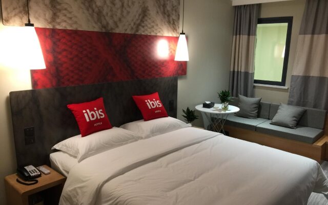 ibis Nanjing Avenue General