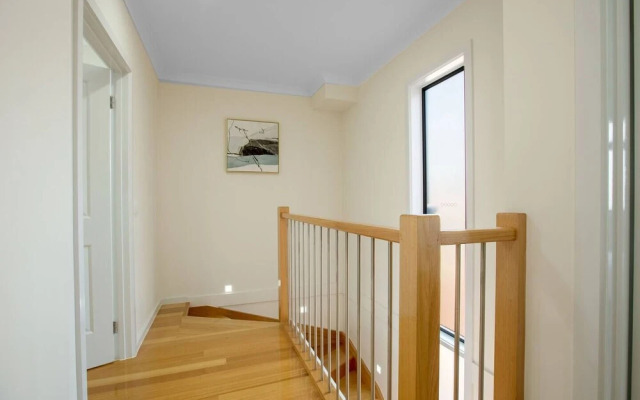 Impressive & Spacious new Townhouse@preston