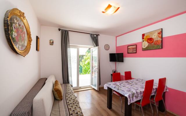 Say Close to Center and Beach 6 Kl