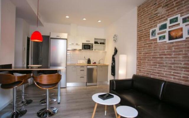 Deco Sants Fira Apartments