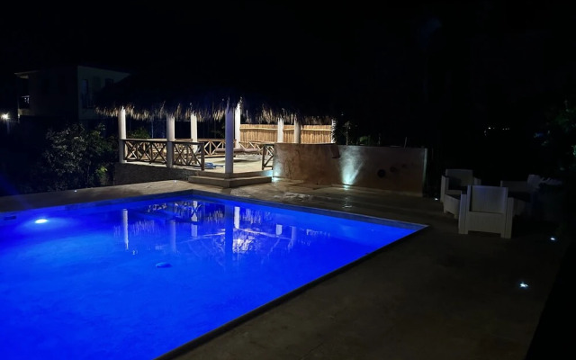 Casa Cayena