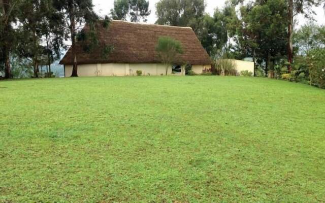 Lake Bunyonyi Eco Resort