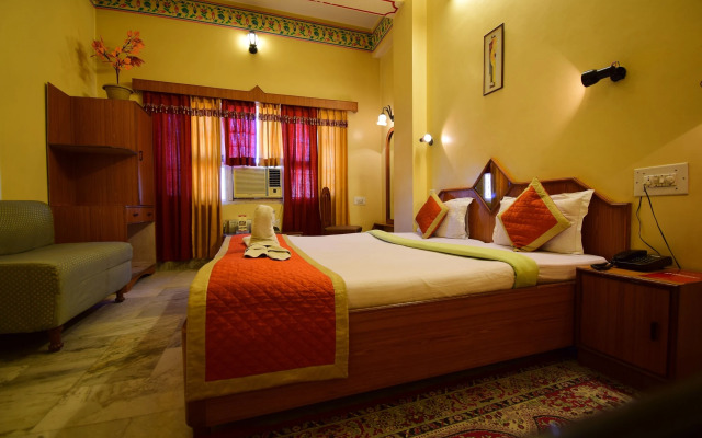 Hotel Bani Park Palace