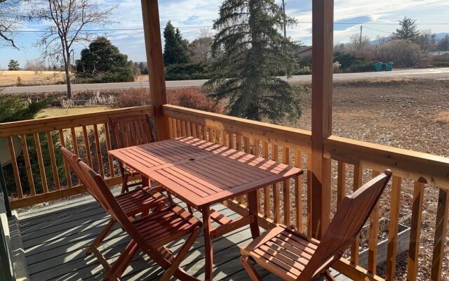 Private Fireside Nest on Huge Lot Near Old Town!
