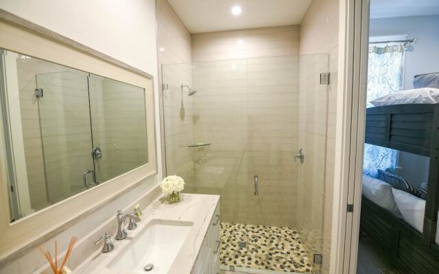 Reef Romance Apartment 4