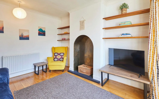 Host Stay The Midland Nest