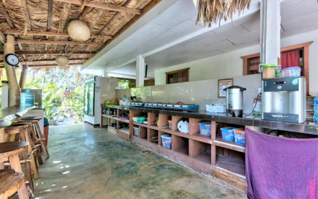 Playa 506 Beachfront Hostel