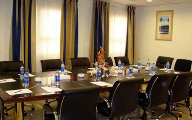 Star Metro Al Barsha Hotel Apartments