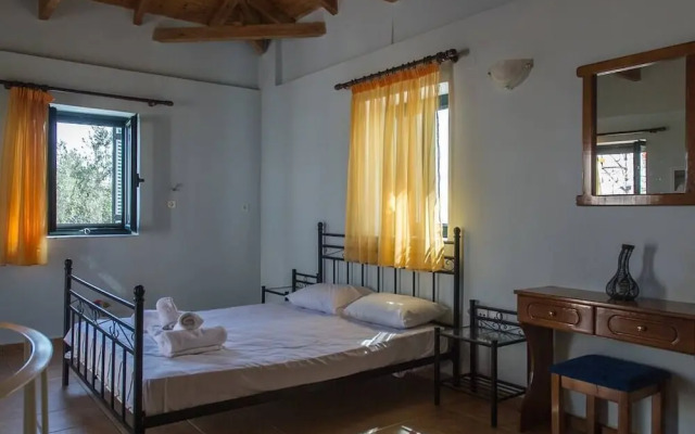 Ersi - Modern villa near the beach