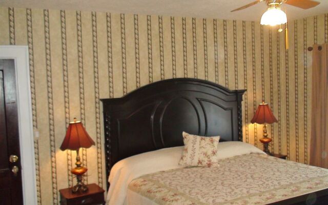 Barrington Manor Bed and Breakfast