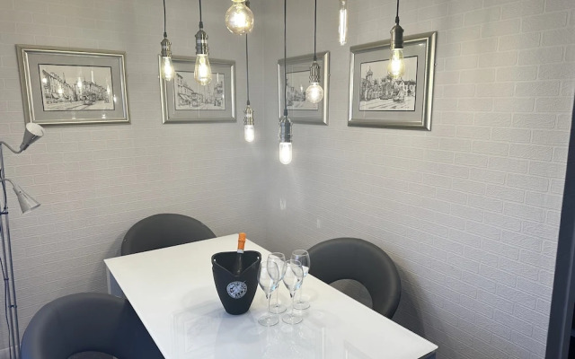 The Sandgate New Immaculate 1-bed Apartment in Ayr