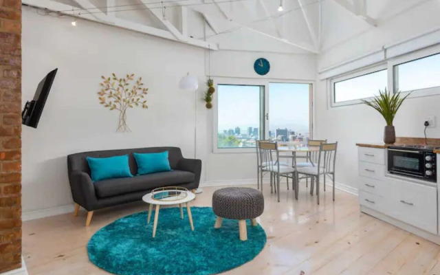 Newly Renovated Studio Apartment in Cape Town