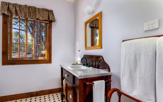 Cypress Ridge Cottages