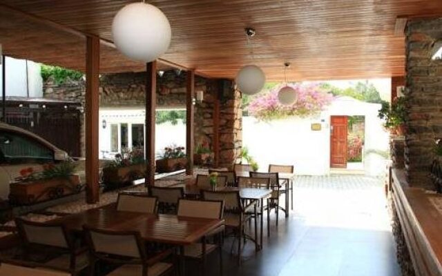Albatros Otel