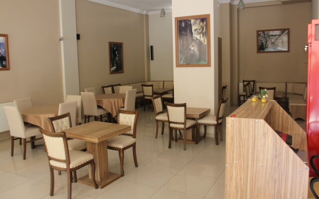 Nazli Apartment