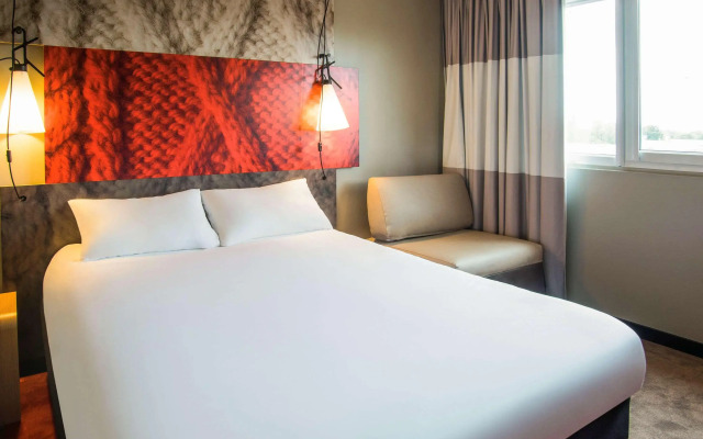 ibis Tarbes Odos