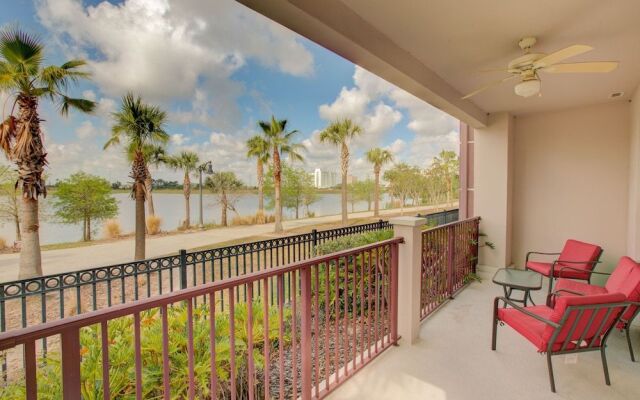 Lakefront Luxury