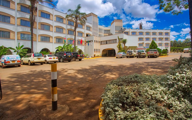 Sirikwa Hotel