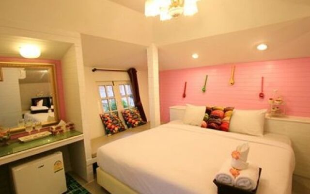 Plumeria Villa & Hideaway Resort