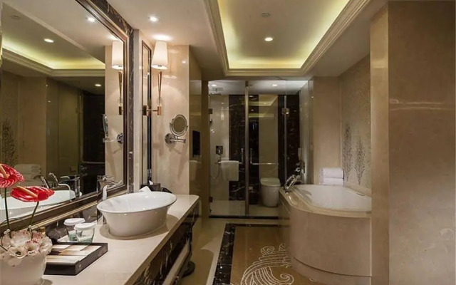 Chengdu Phoenix International Hotel