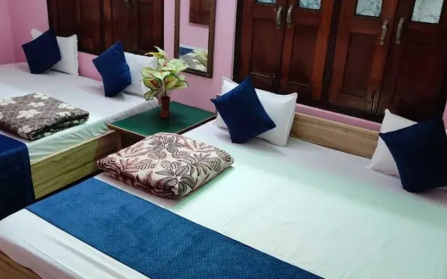 Madhavi Homestay