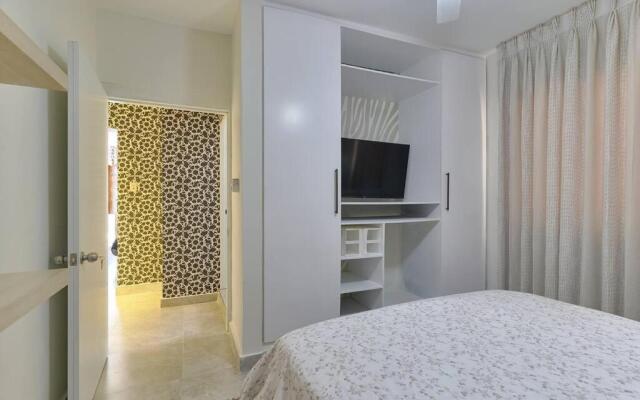 Cozy 1BR With Balcony in Santo Domingo