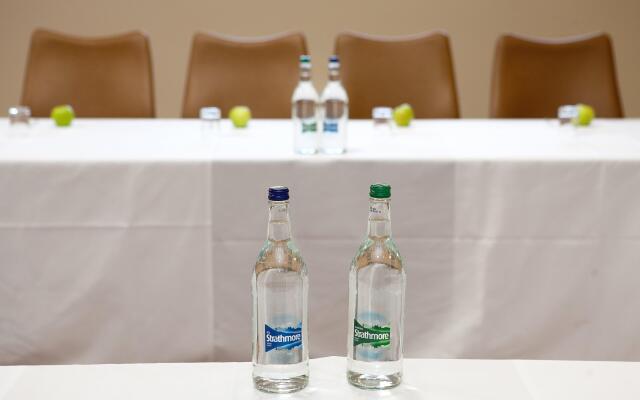 Holiday Inn London Gatwick - Worth by IHG