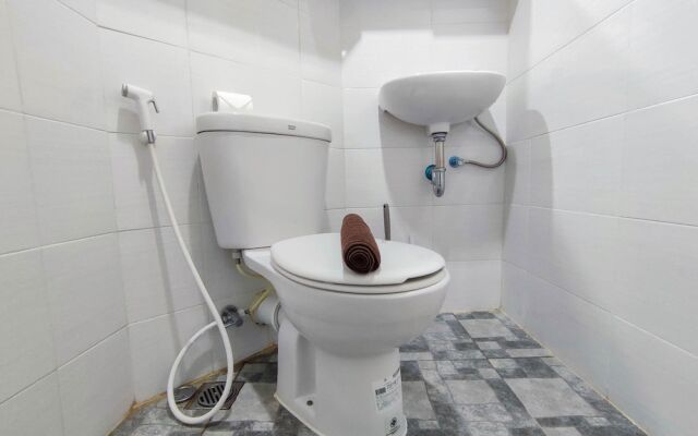 Comfort 1Br At Amartha View Apartment