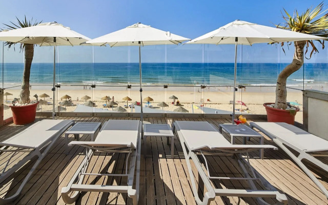 Отель Occidental Faro