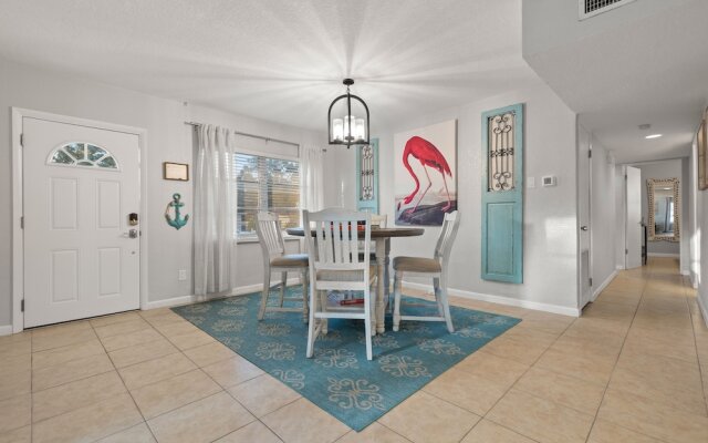 11350 Central Oasis 4BR Pool Home