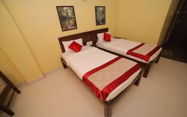 Hotel Kamat Plus