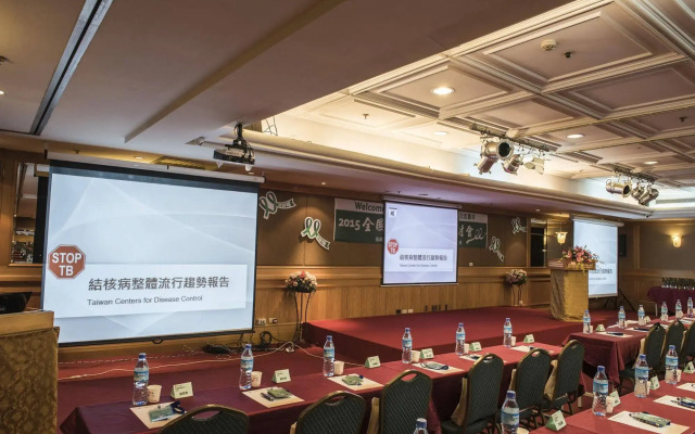 Wei-Yat Grand Hotel