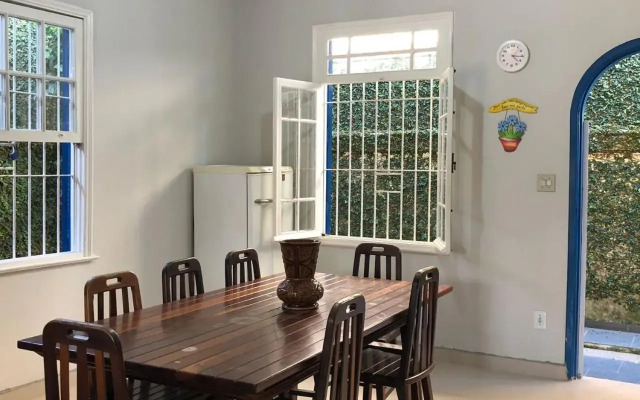 Pé na Areia com Piscina e Churrasqueira - 2 suítes