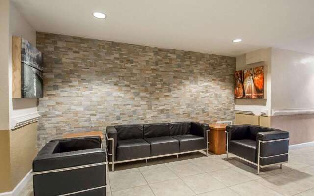 Suburban Studios Melbourne Airport