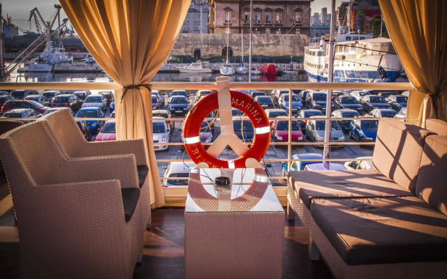 Botel Marina - Hostel