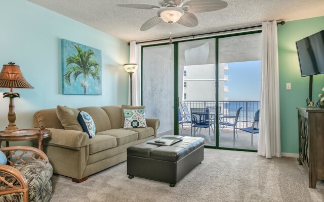 Seaside Beach and Raquet 4710