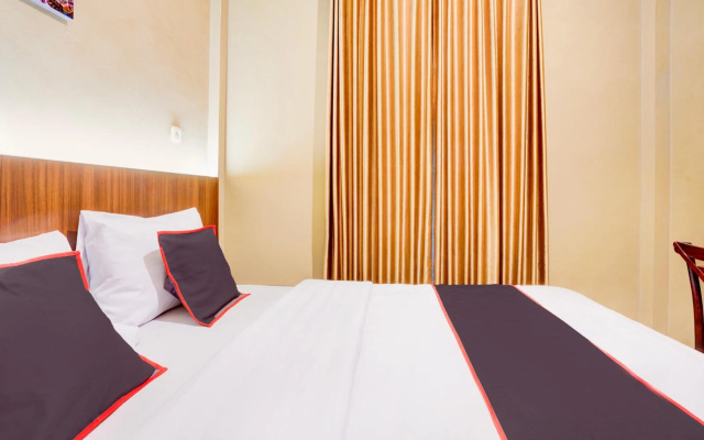 Collection O Padang City Center Near Transmart Padang Formerly De Orchids – Guest Rooms – Padang