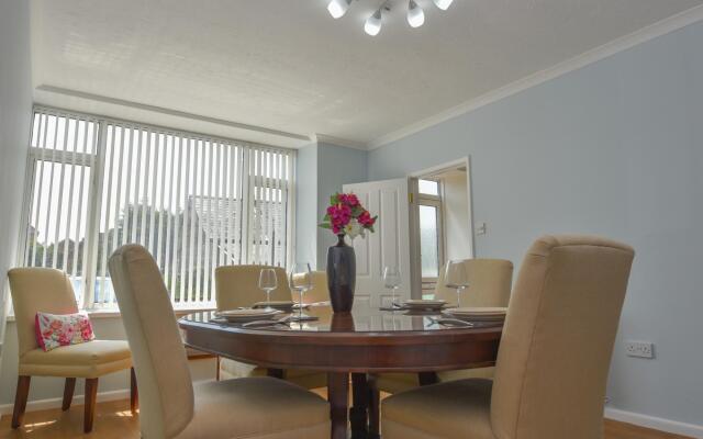 Siesta a Spacious Family Home From Home