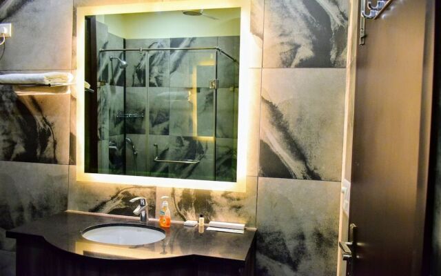 When In Gurgaon - Service Apartments Next to Artemis Hospital