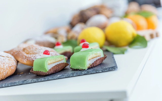 Kéramos Luxury Rooms