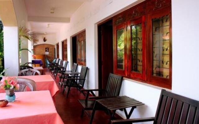 Sea Joy guesthouse and restaurant