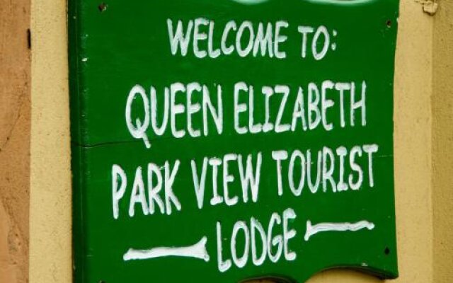 Queen Elizabeth Park View Tourist Lodge