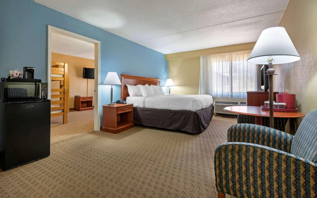 Clarion Hotel Conference Center Lexington North