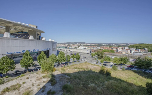 Liiiving in Porto - Balcony Dragão View