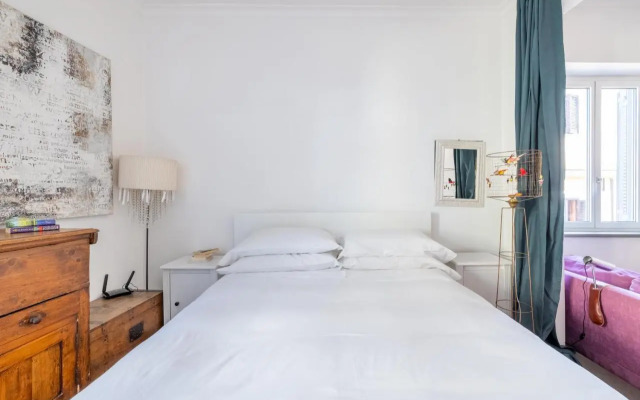 The Right Place 4u Mario de Fiori Apartment