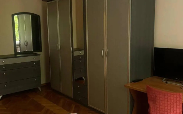 Квартира трехкомнатная